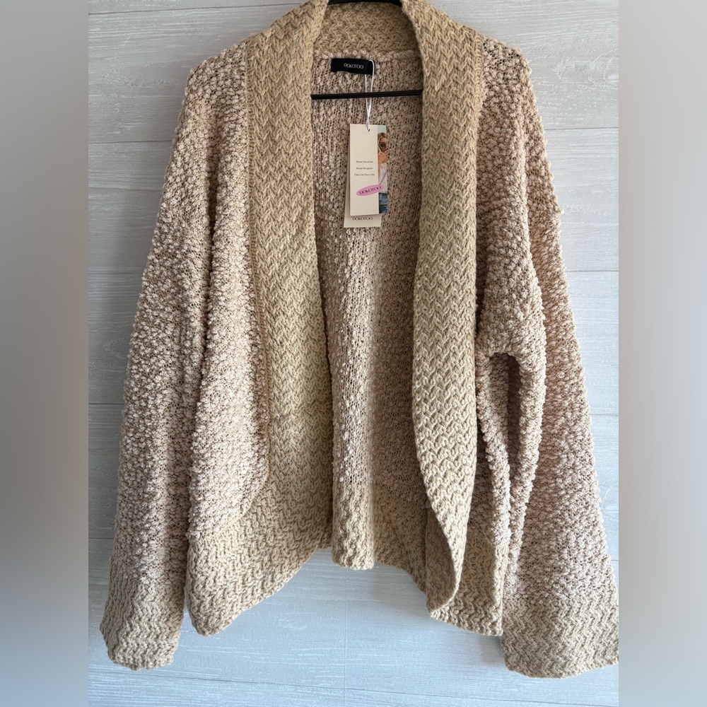 Elegant Tan Knit Cardigan